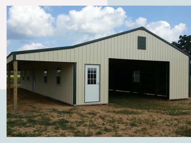 Строительство конюшен в Аксае